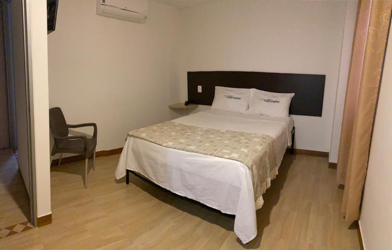 Hotel Tourmalet Cali Extérieur photo